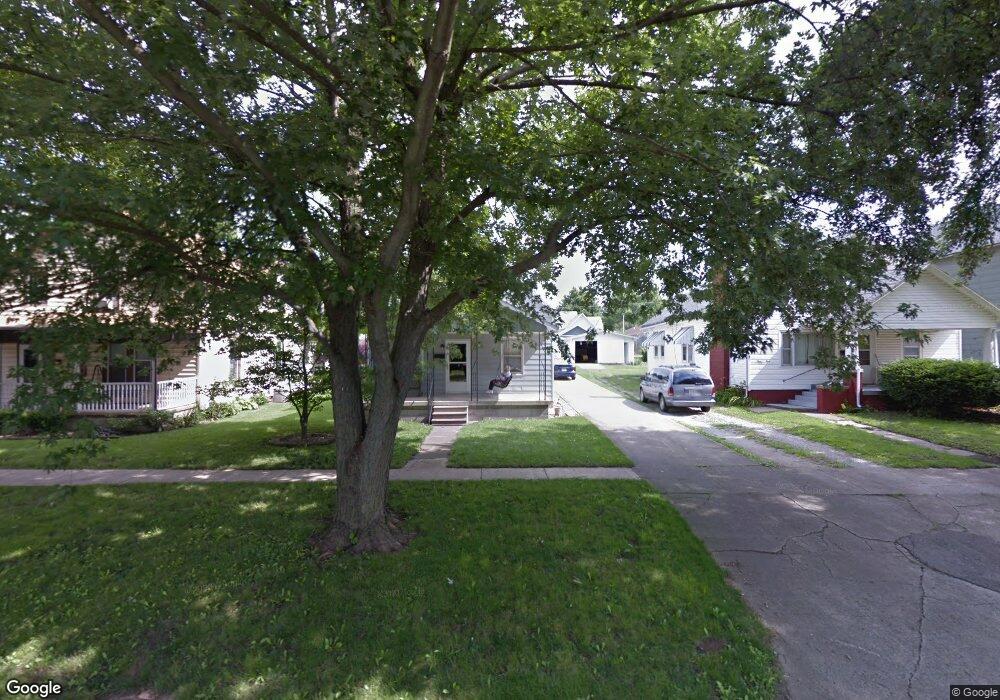 1208 Marshall Ave, Mattoon, IL 61938 - photo 1