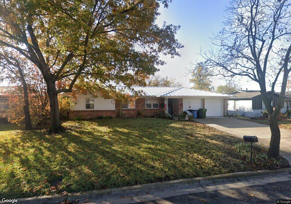 505 Woodcrest Dr, Hurst, TX 76053 - photo 1