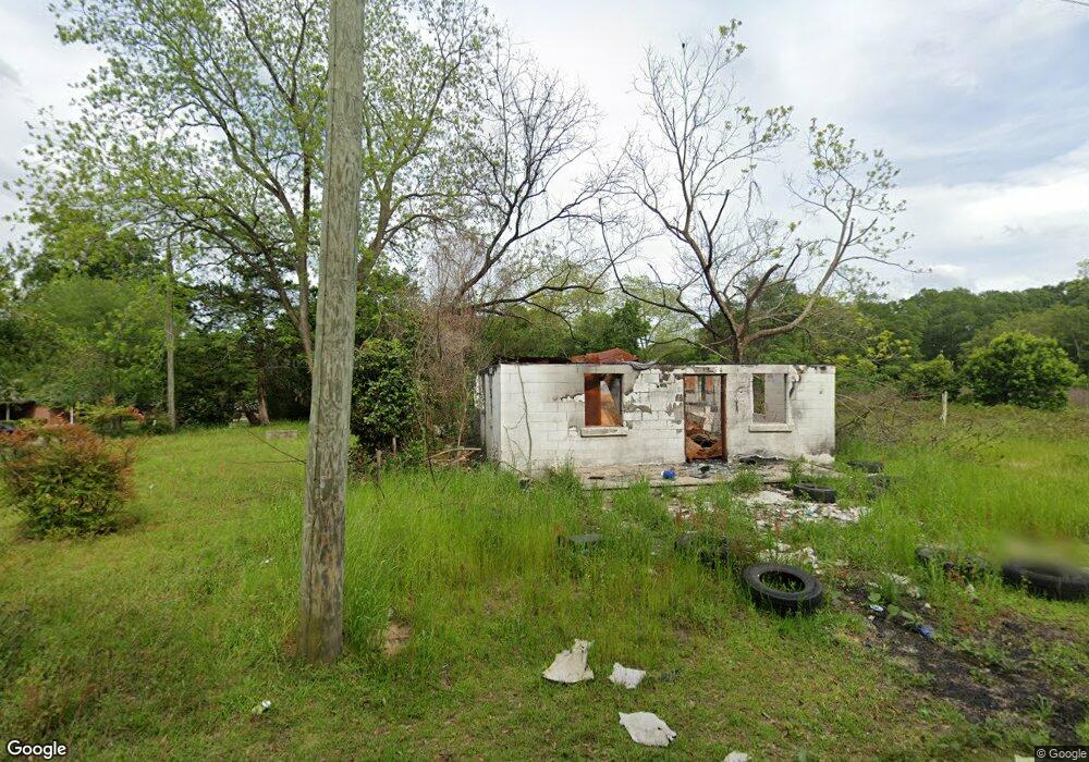 1025 4th St SE, Moultrie, GA 31768 - photo 1