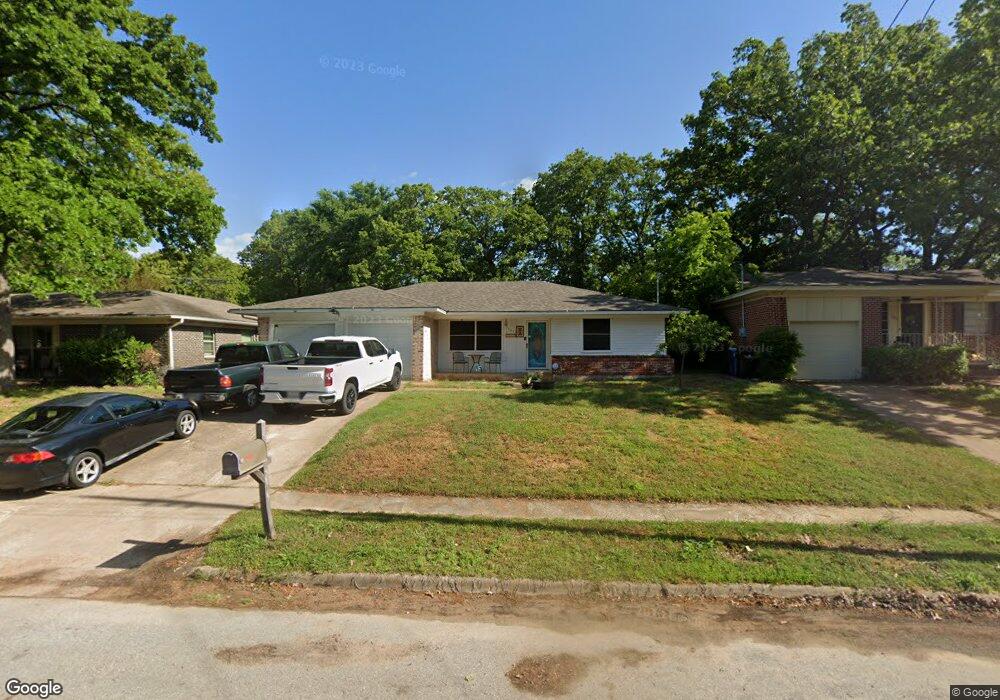 107 Mark Dr, Denison, TX 75021 - photo 1