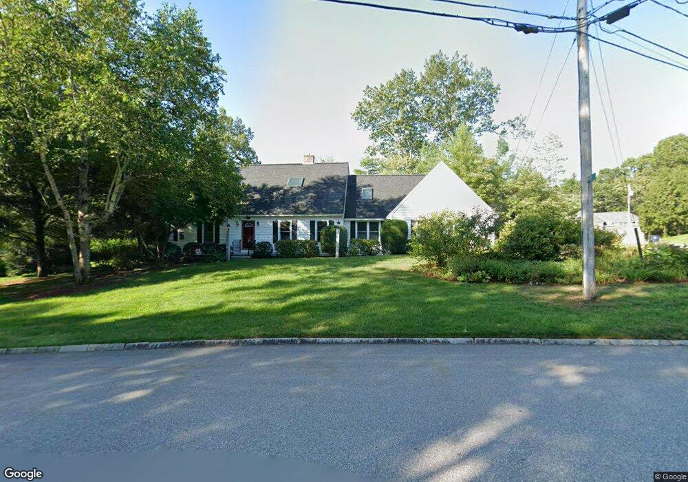 28 Cathedral Cir, Nashua, NH 03063 - photo 1