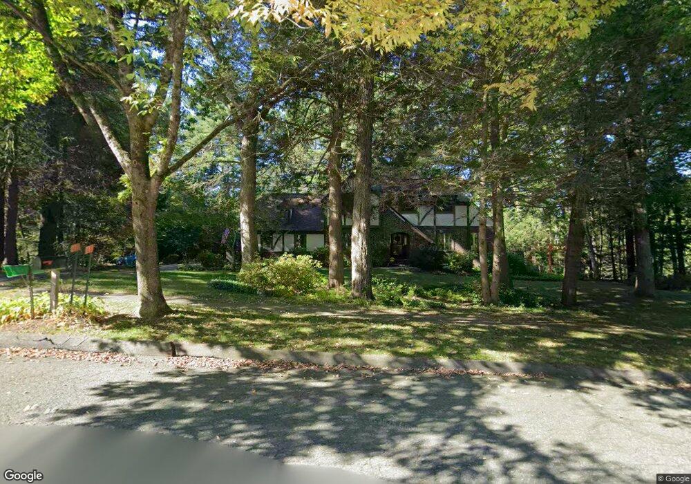 21 Longfellow Dr, Florence, MA 01062 - photo 1