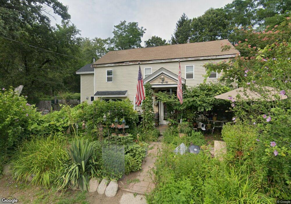 23 Nichols St, Danvers, MA 01923 - photo 1