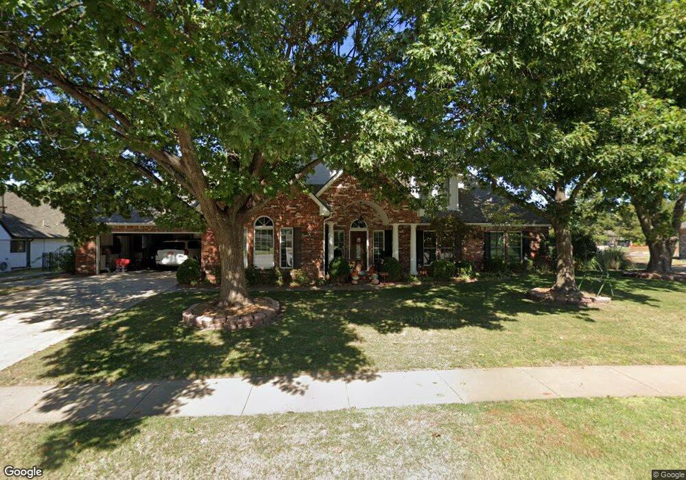 516 W Fairway Ct, Broken Arrow, OK 74011 - photo 1