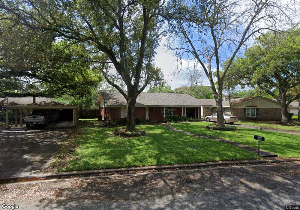 2418 Oak Dr, Bay City, TX 77414 - photo 1