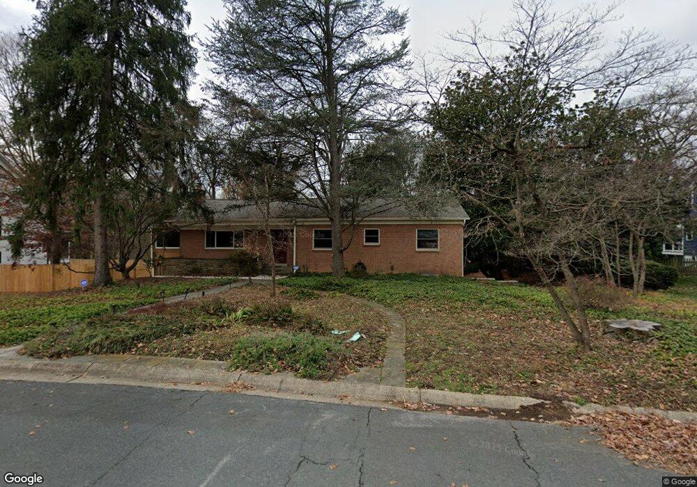 3233 Park View Rd, Chevy Chase, MD 20815 - photo 1