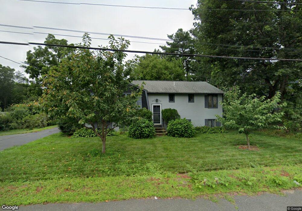 215 Cambridge Rd, Woburn, MA 01801 - photo 1