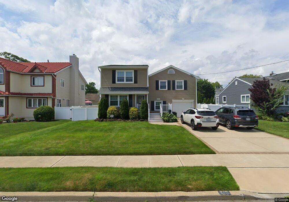 2061 Shoreham Way, Merrick, NY 11566 - photo 1