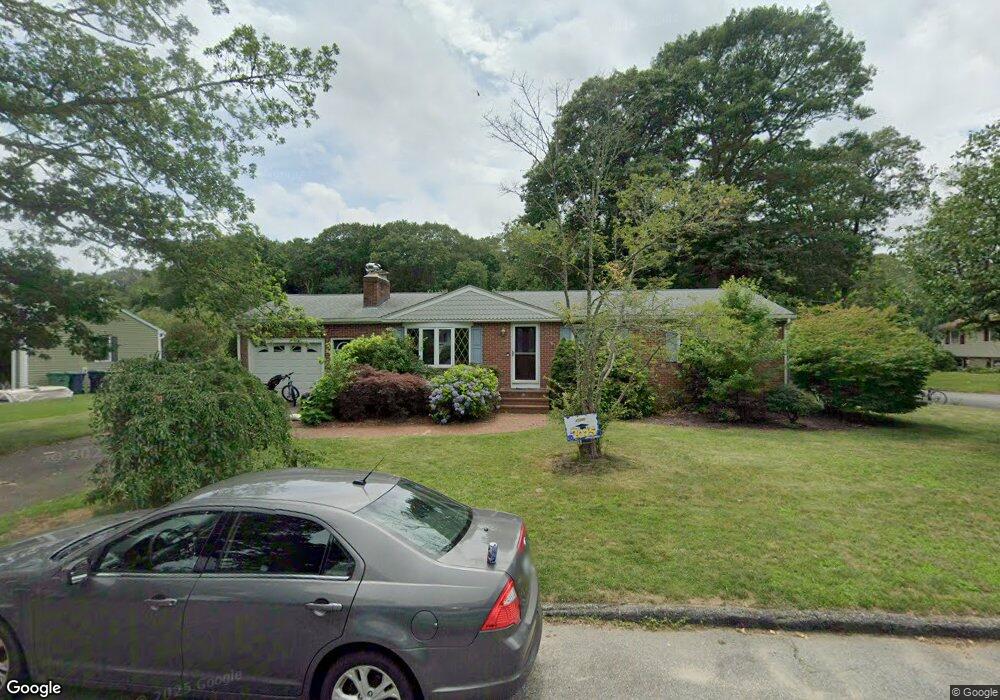 5 Kennedy Dr, Warwick, RI 02889 - photo 1