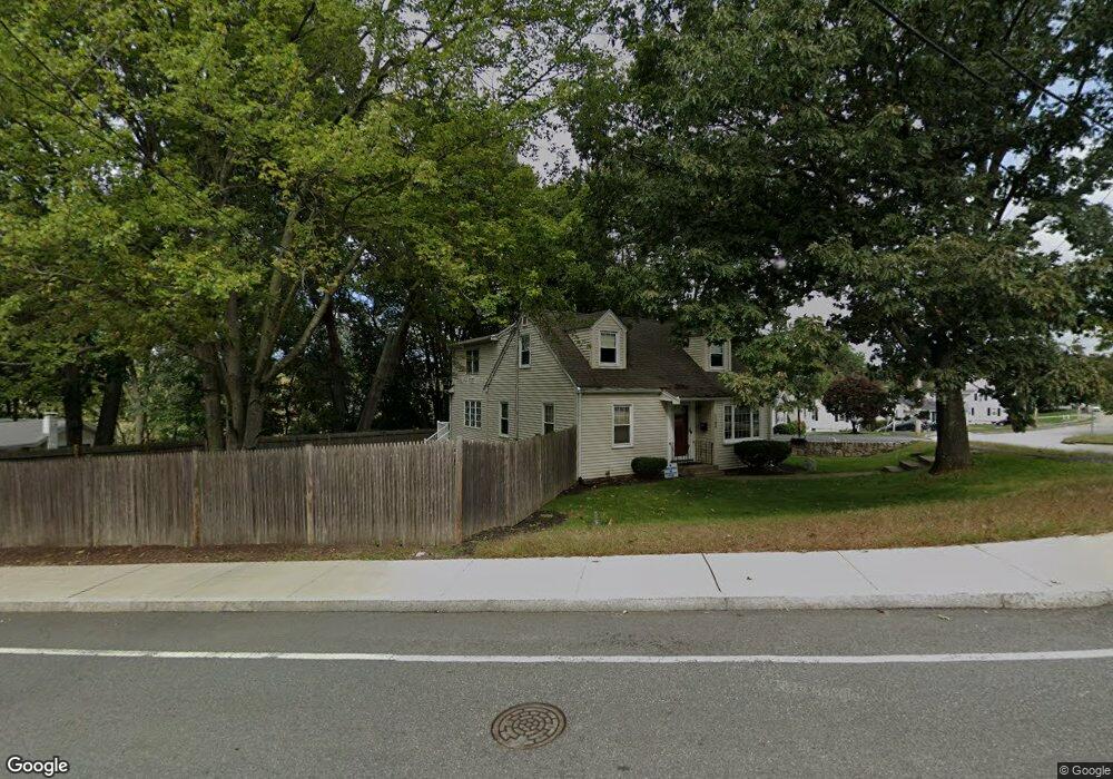 1385 Trapelo Rd, Waltham, MA 02451 - photo 1