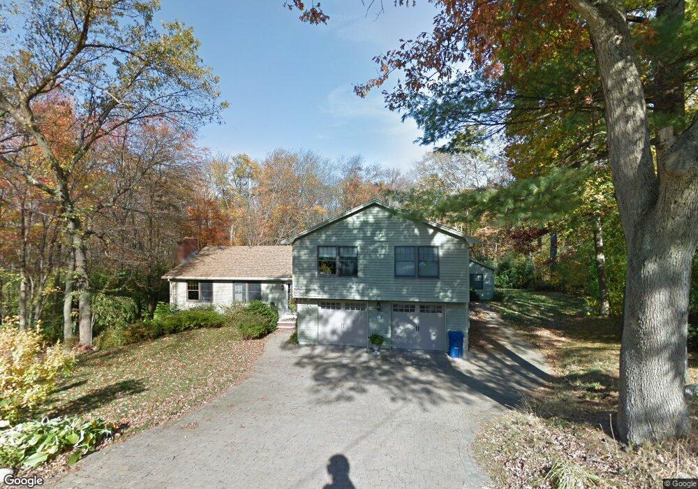 17 Raymond Rd, Burlington, MA 01803 - photo 1