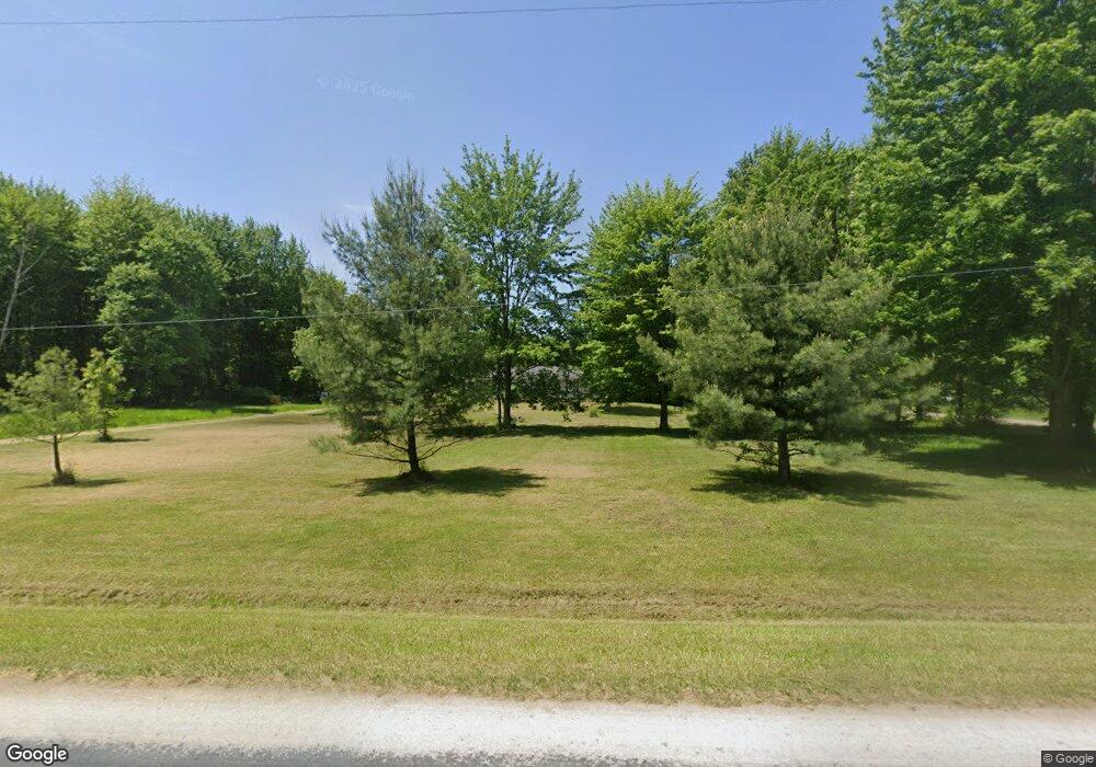 4453 Middle Rd, Conneaut, OH 44030 - photo 1