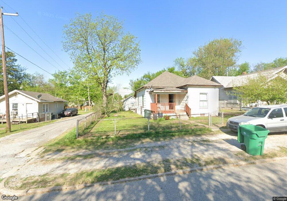 142 S Hickory St, Sapulpa, OK 74066 - photo 1