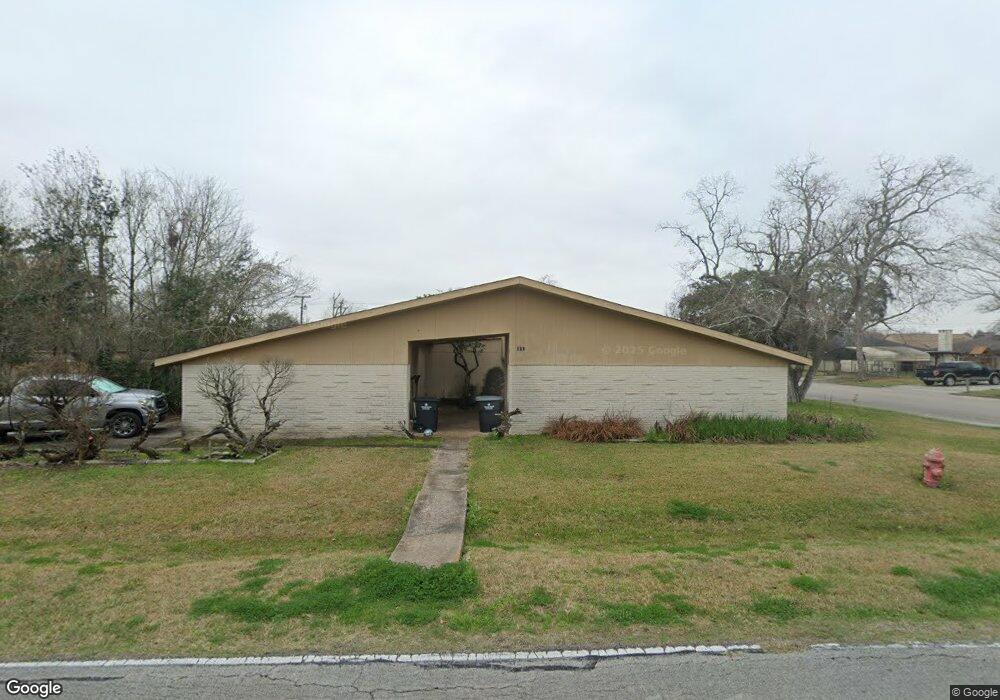 904 Terrace Dr, Alvin, TX 77511 - photo 1