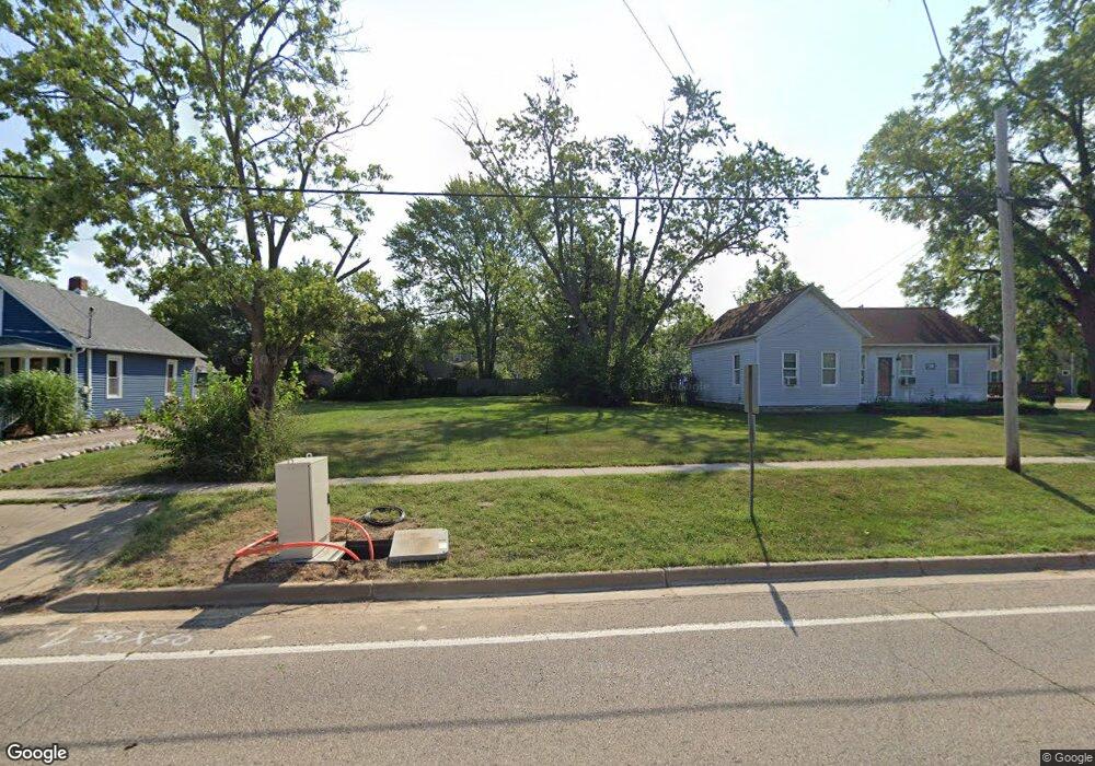 411 S Elm St, Three Oaks, MI 49128 - photo 1