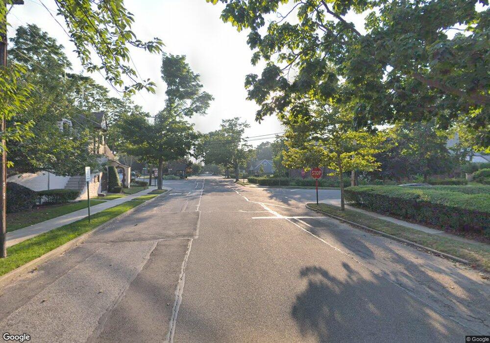 47 Superior Rd, Floral Park, NY 11001 - photo 1