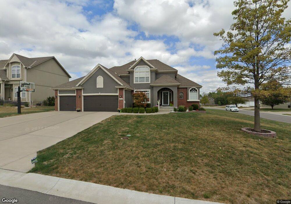 1404 SW 44th St, Lees Summit, MO 64082 - photo 1