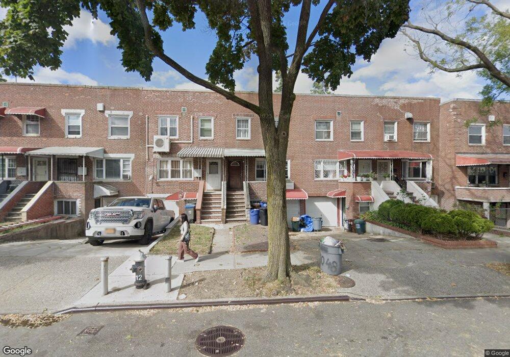 8042 164th St, Jamaica, NY 11432 - photo 1