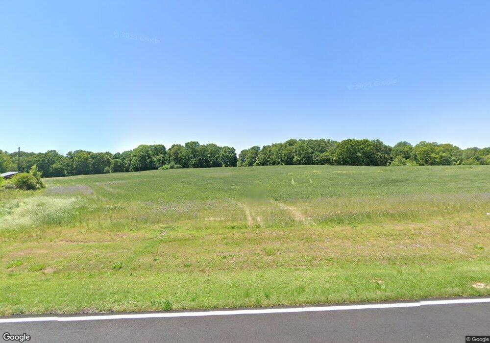 353 Plain View Rd, Carnesville, GA 30521 - photo 1