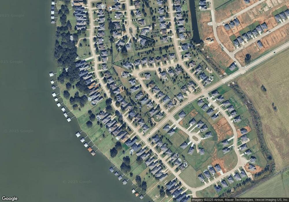 422 River Bank Ln, Granbury, TX 76049 - photo 1