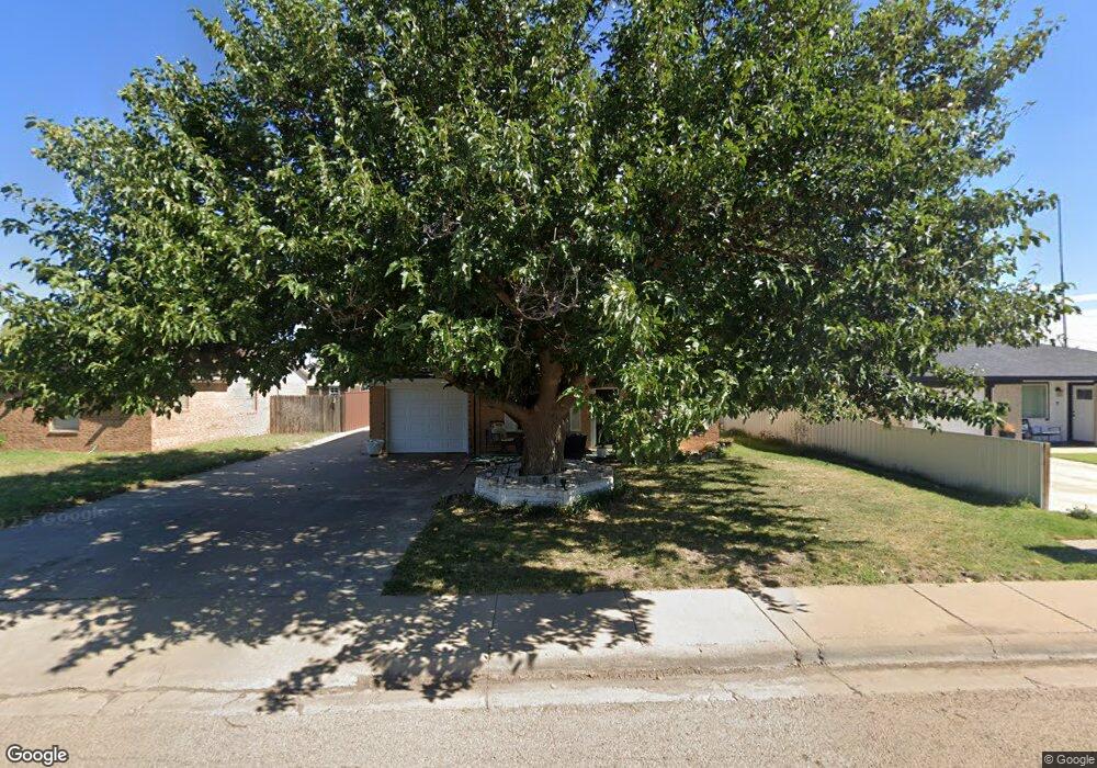 610 Elm Ave, Dumas, TX 79029 - photo 1