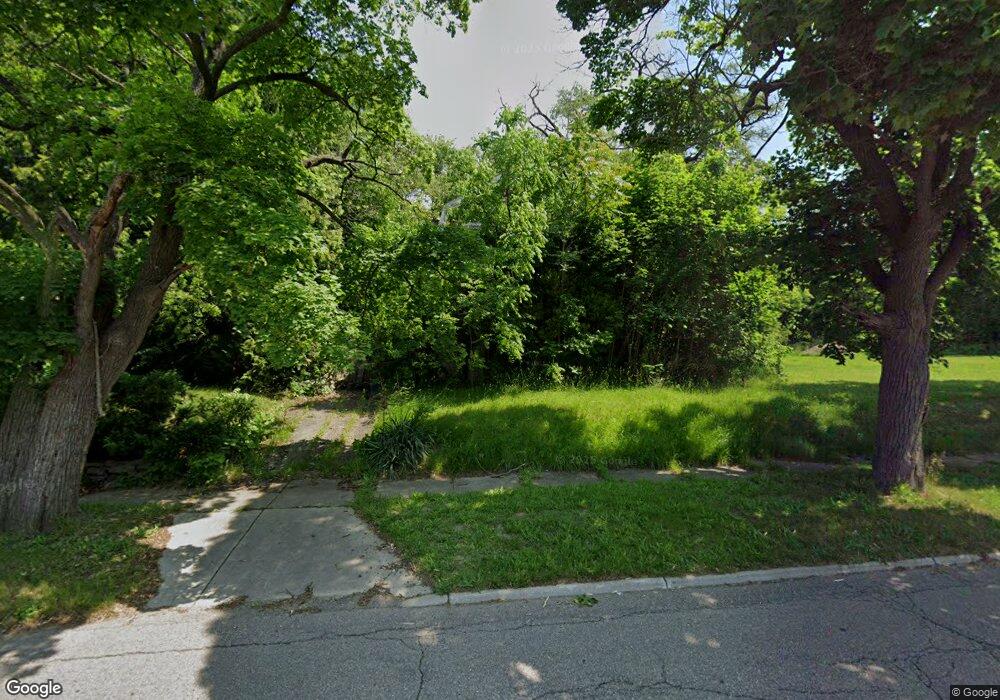 866 N Chevrolet Ave, Flint, MI 48504 - photo 1