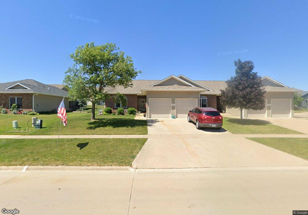 603 W Orange St, West Branch, IA 52358 - photo 1