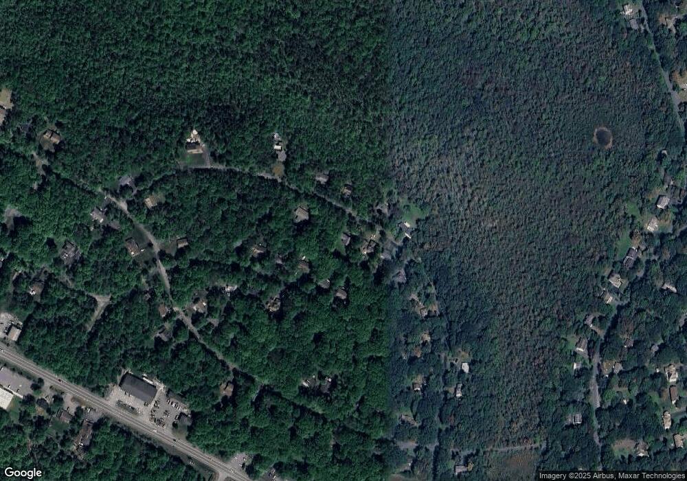 5143 Pine Tree Ln, Pocono Summit, PA 18346 - photo 1