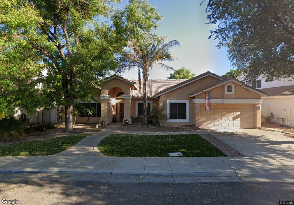 1155 N Fiji Way, Gilbert, AZ 85234 - photo 1