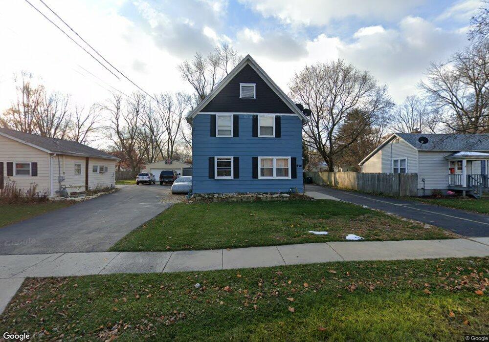 440 E Wilson St unit 1, Batavia, IL 60510 - photo 1