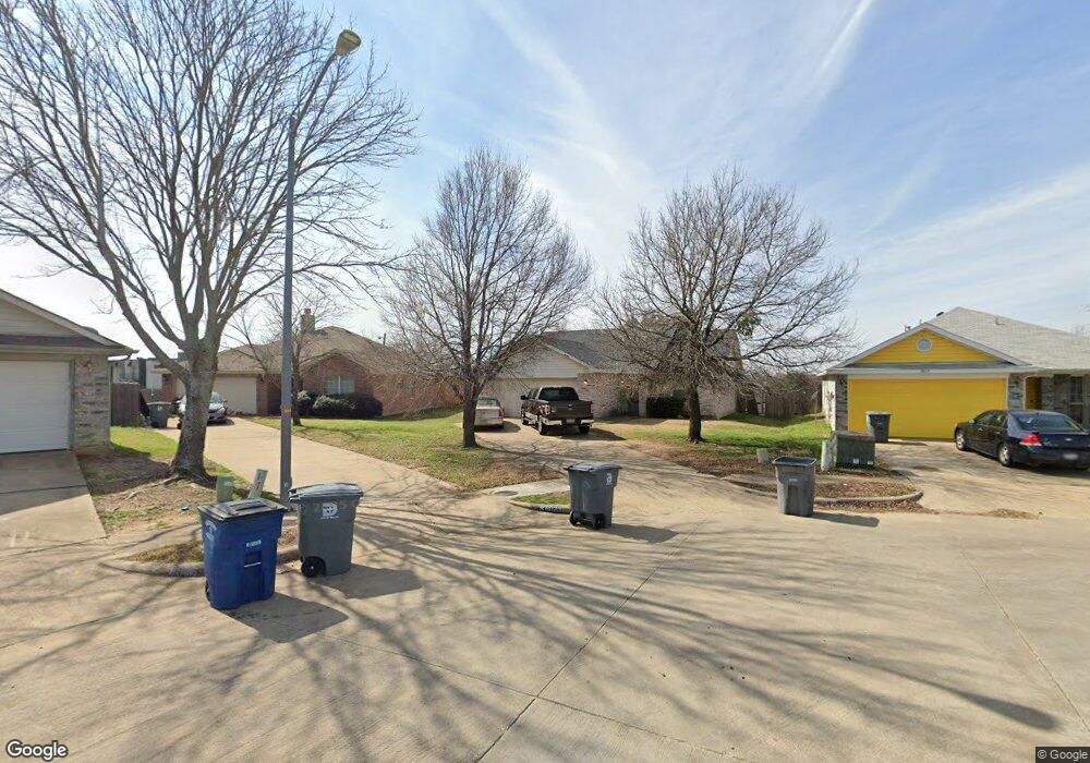 8019 Roger Hollow Cir, Dallas, TX 75232 - photo 1