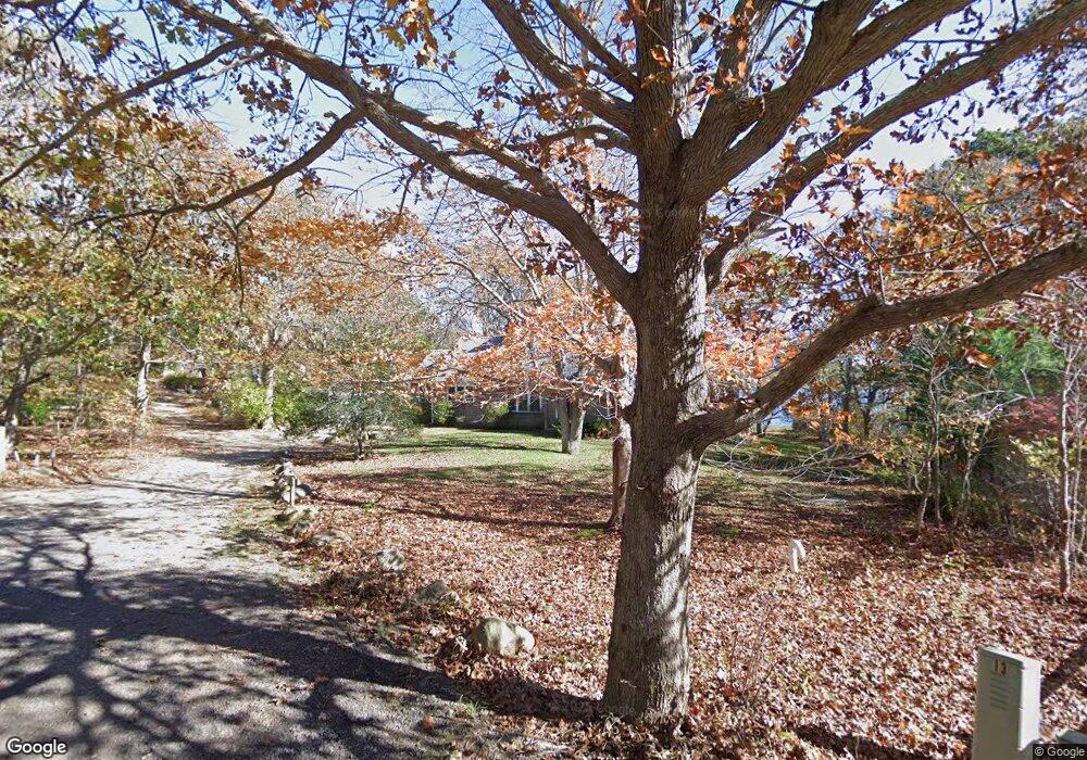 27 Sengekontacket Rd, Oak Bluffs, MA 02557 - photo 1