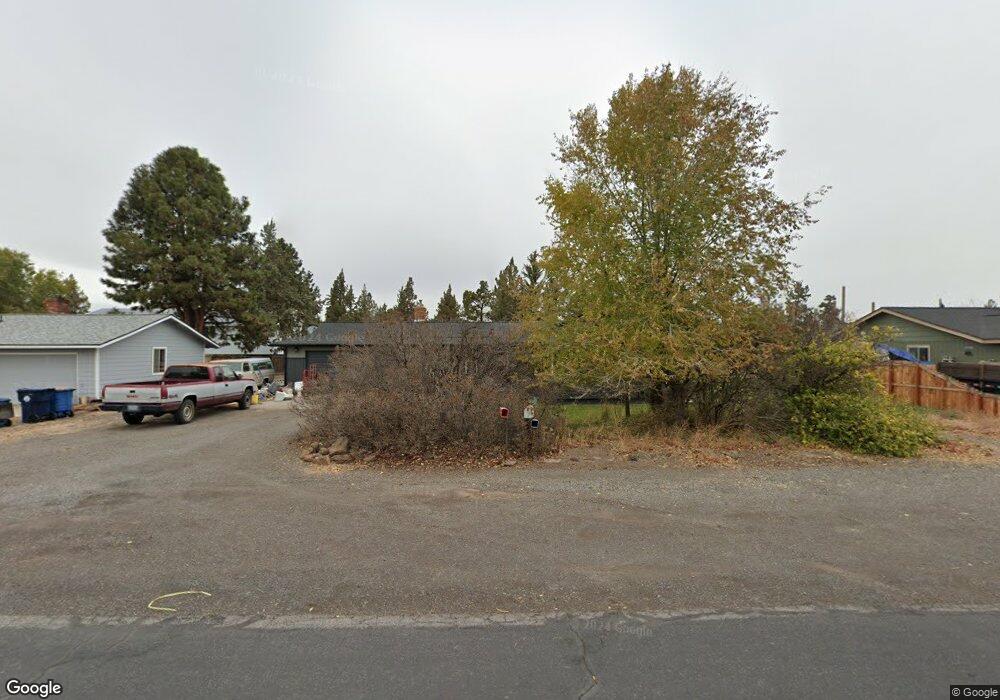 2601 SW Evergreen Ave, Redmond, OR 97756 - photo 1