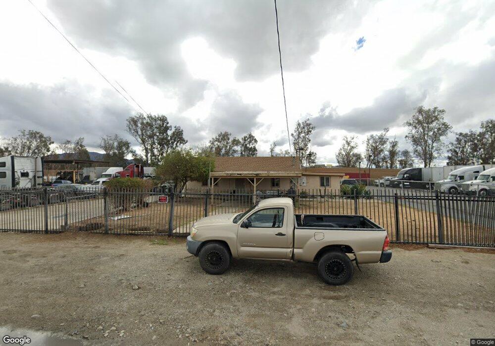 15025 Washington Dr, Fontana, CA 92335 - photo 1