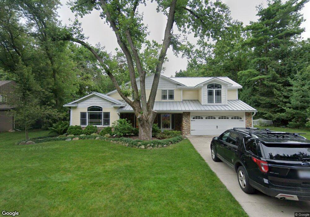 3391 Oakleaf Dr, West Bloomfield, MI 48324 - photo 1