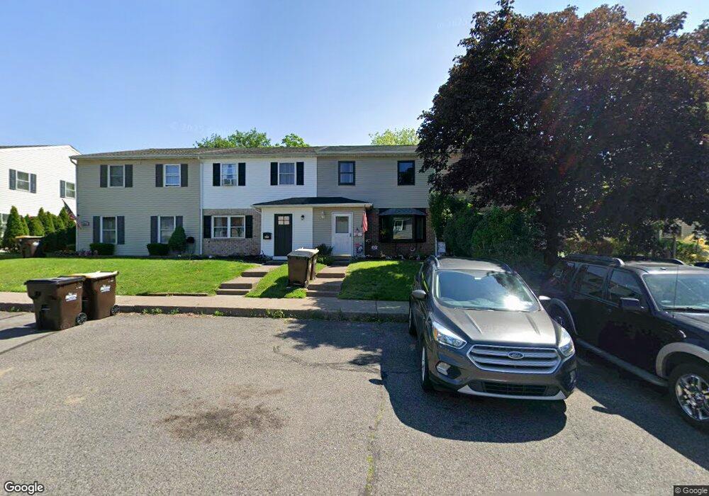 437 Colonial Dr, East Greenville, PA 18041 - photo 1