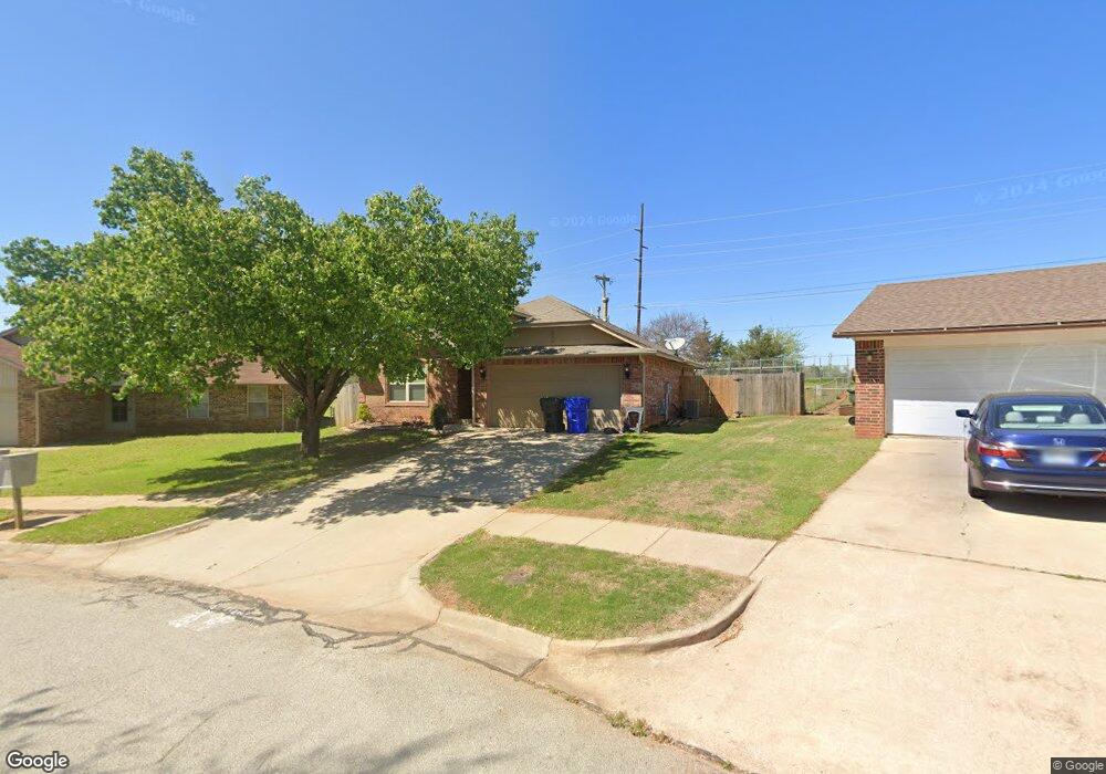 605 Peregrine Dr, Norman, OK 73072 - photo 1