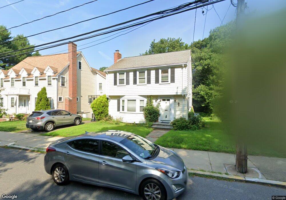 153 Hackensack Rd, Chestnut Hill, MA 02467 - photo 1