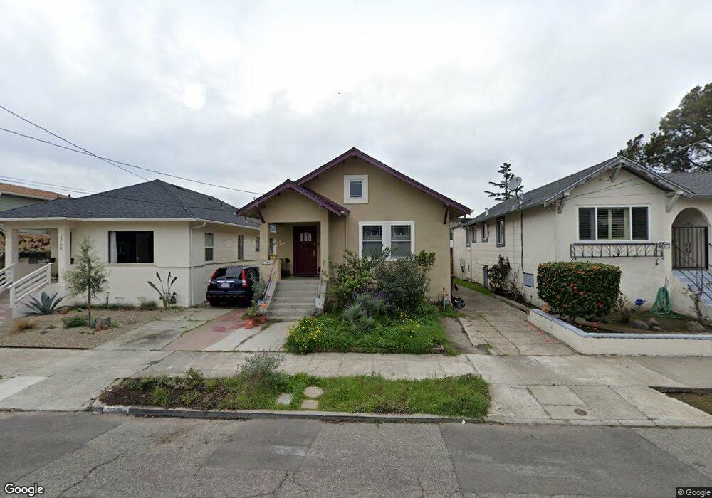 2756 Dohr St, Berkeley, CA 94702 - photo 1