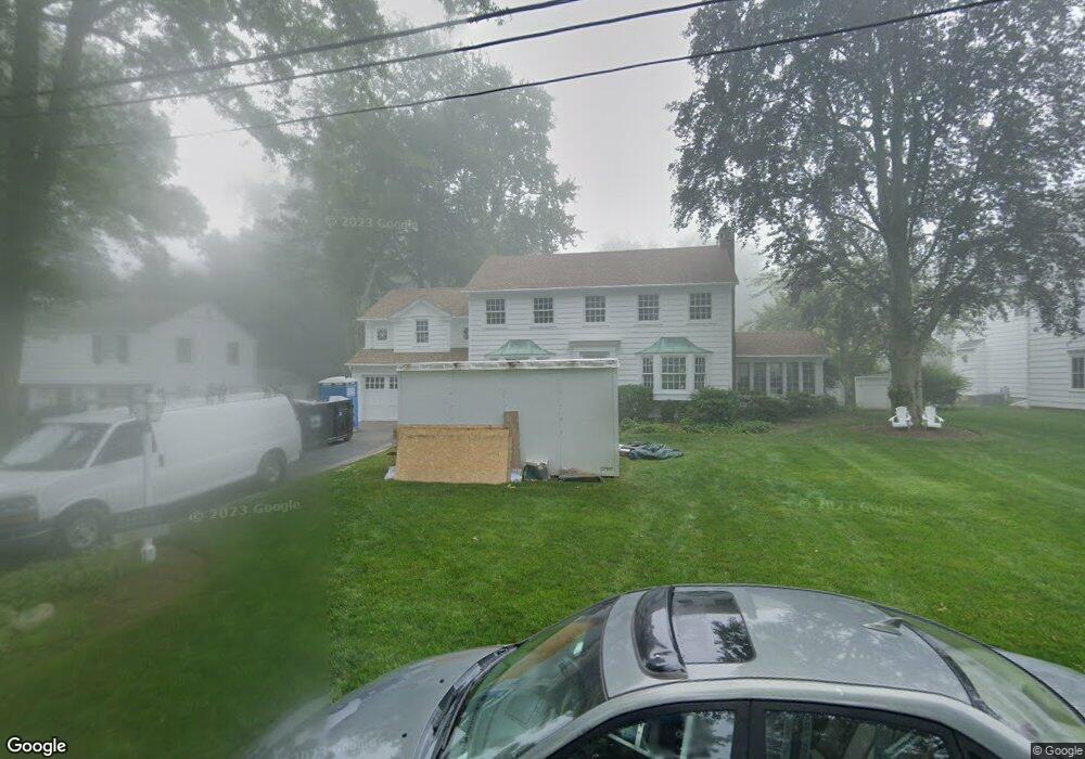 22 Oak Crest, Darien, CT 06820 - photo 1