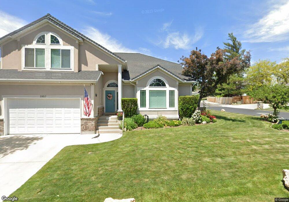 1957 E Quail Crossing Ln, Sandy, UT 84092 - photo 1