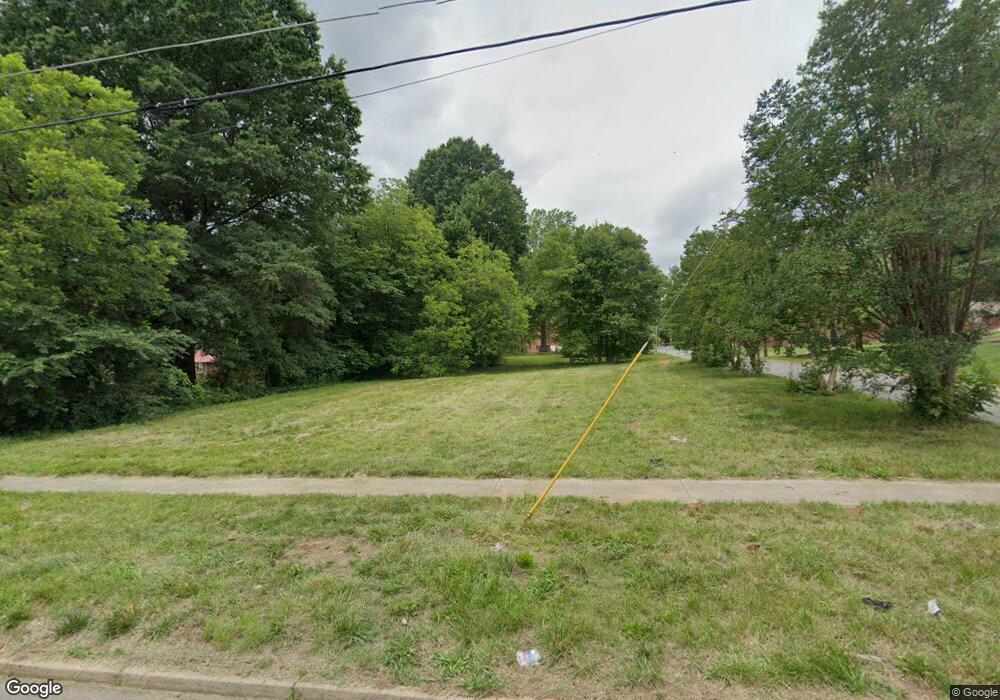 1100 4th St, Statesville, NC 28677 - photo 1