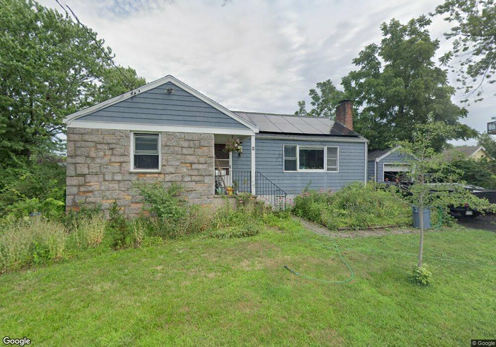 2 Naromake Ave, Norwalk, CT 06854 - photo 1