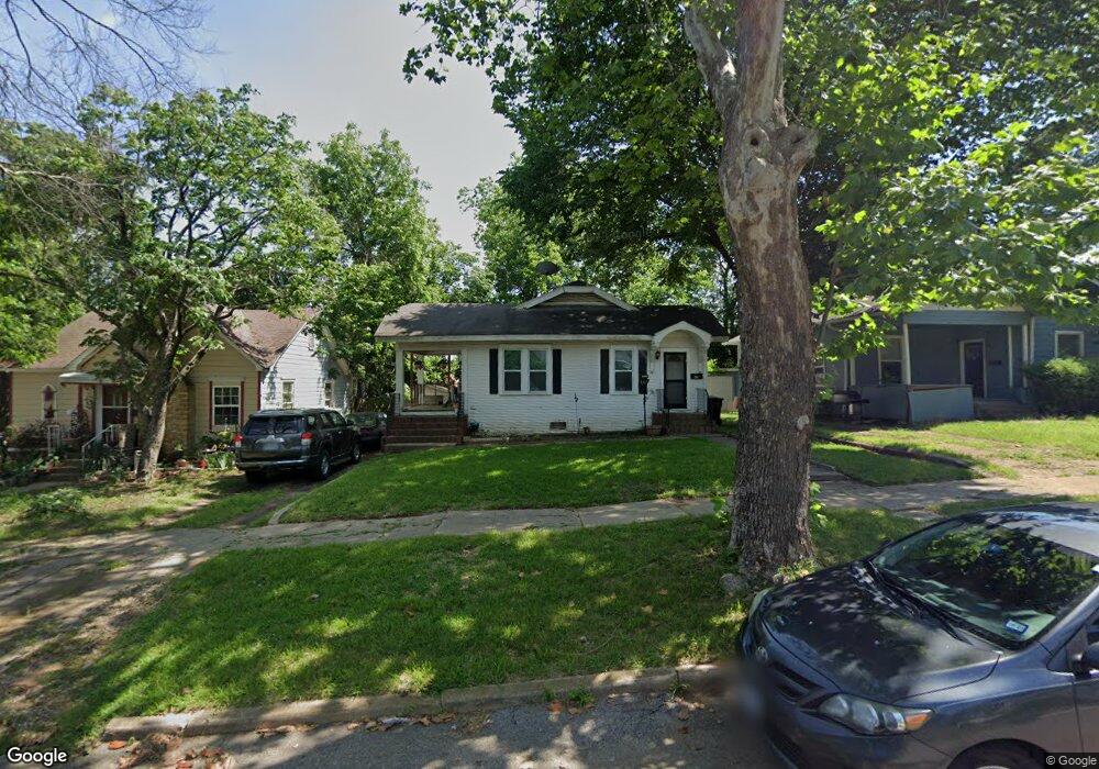 1216 W Main St, Denison, TX 75020 - photo 1