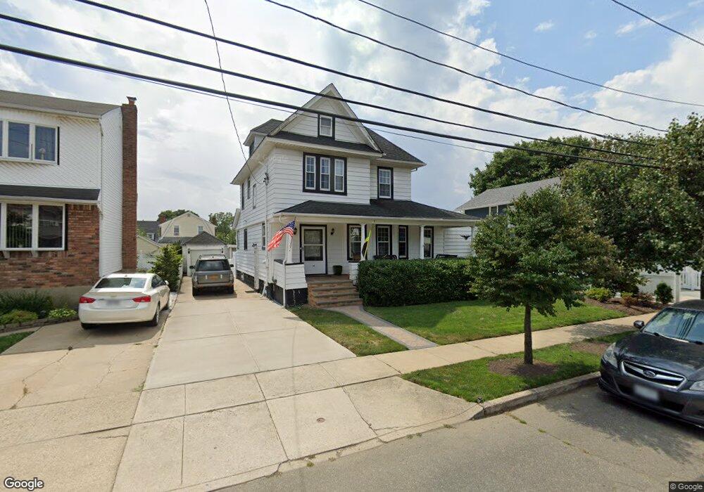 16 Wyoming Ave, Lynbrook, NY 11563 - photo 1