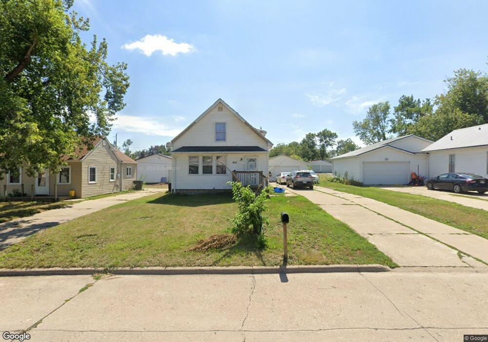 1351 21st Ave SW, Cedar Rapids, IA 52404 - photo 1