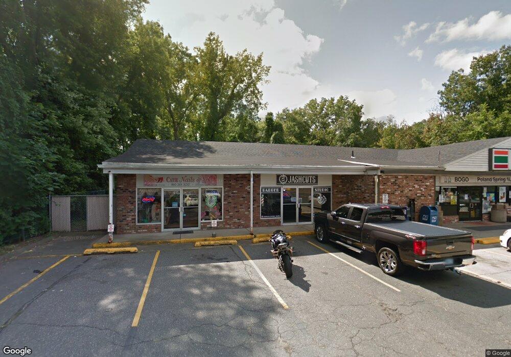 204 Elm St unit A, Enfield, CT 06082 - photo 1