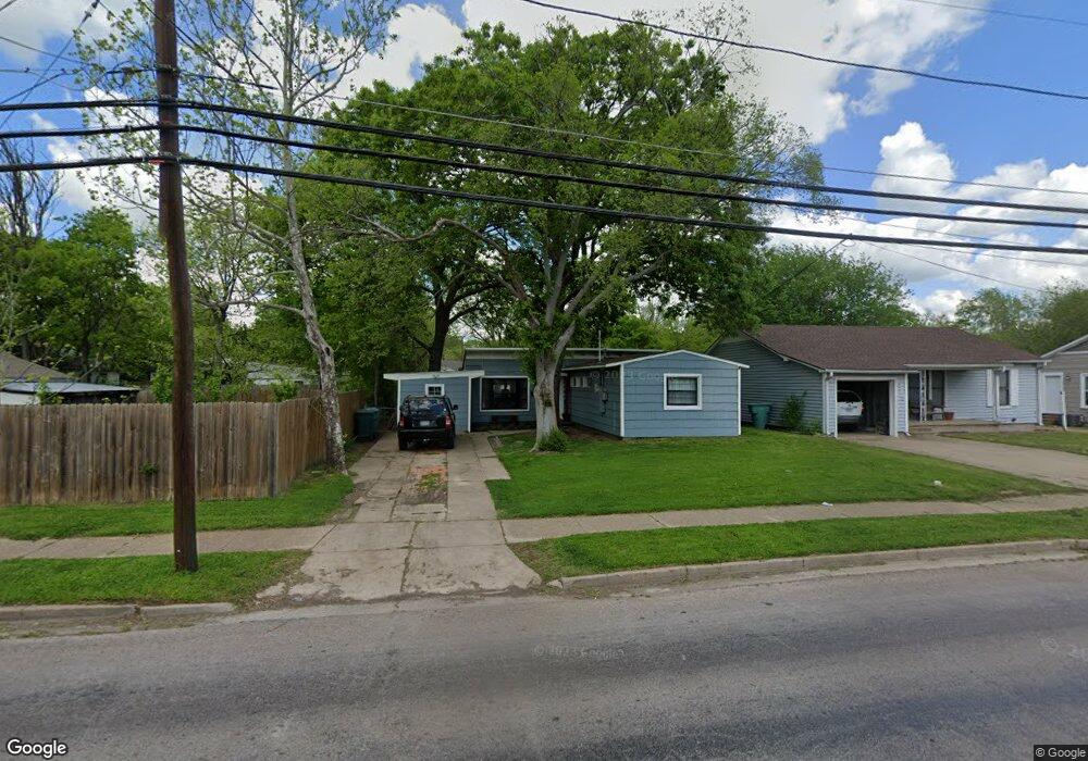 319 W Taylor St, Sherman, TX 75092 - photo 1