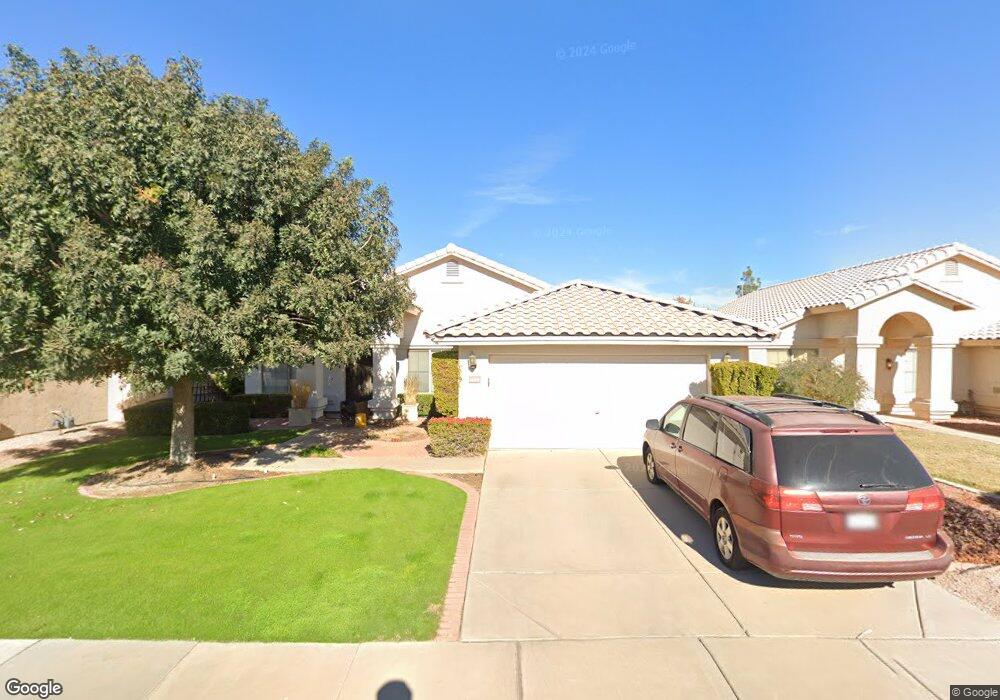 1680 E Laurel Ave, Gilbert, AZ 85234 - photo 1