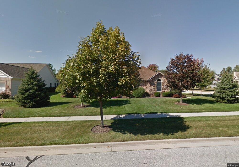 410 Stroebel Dr, Frankenmuth, MI 48734 - photo 1